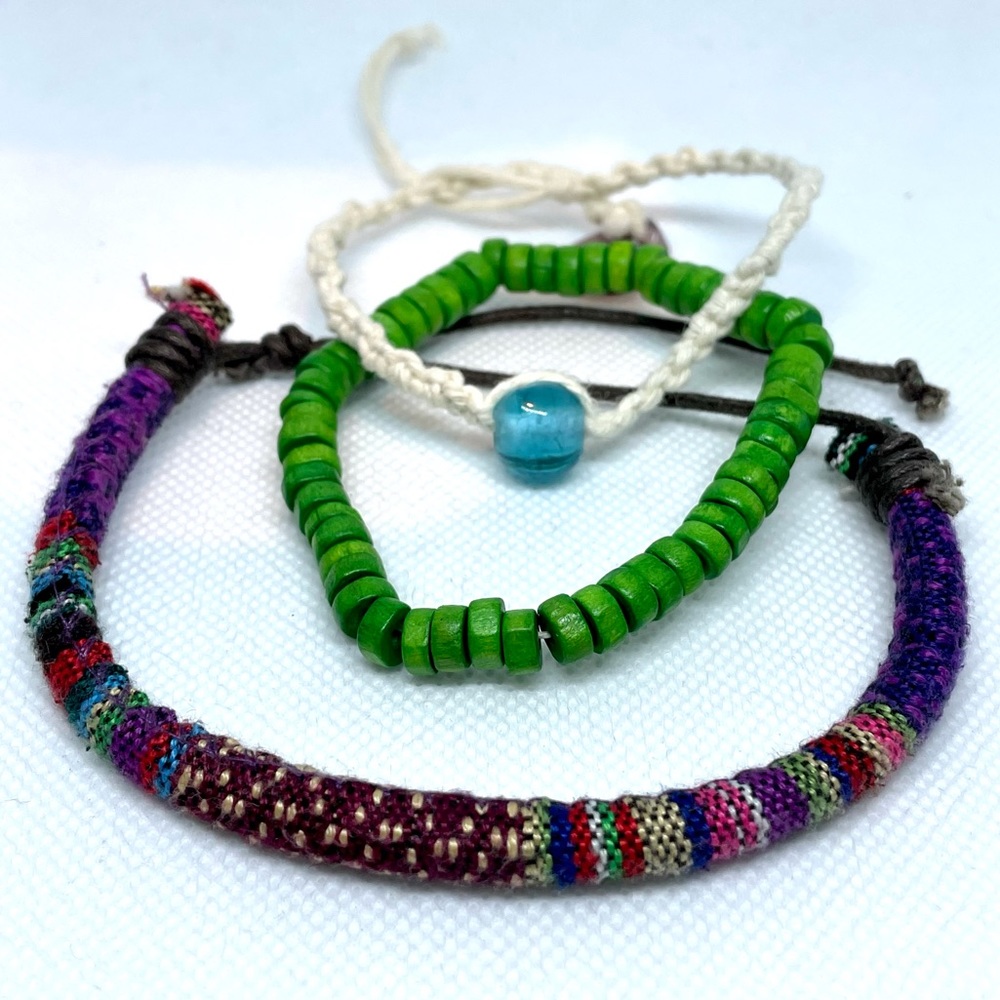 Set of 3 bracelets